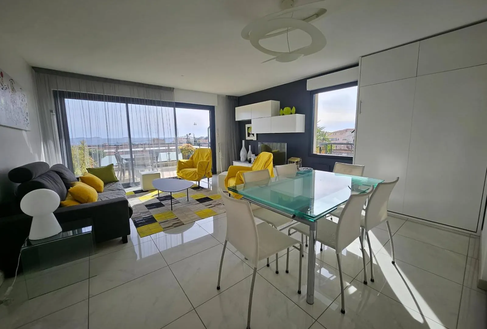 Agreable Appartement Vue Mer A Bandol Piscine Apartment