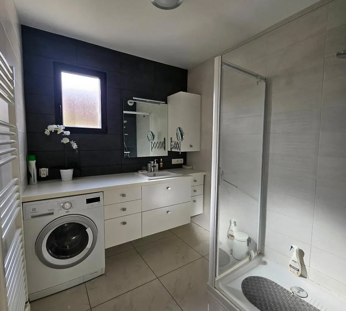 Agreable Appartement Vue Mer A Bandol Piscine France