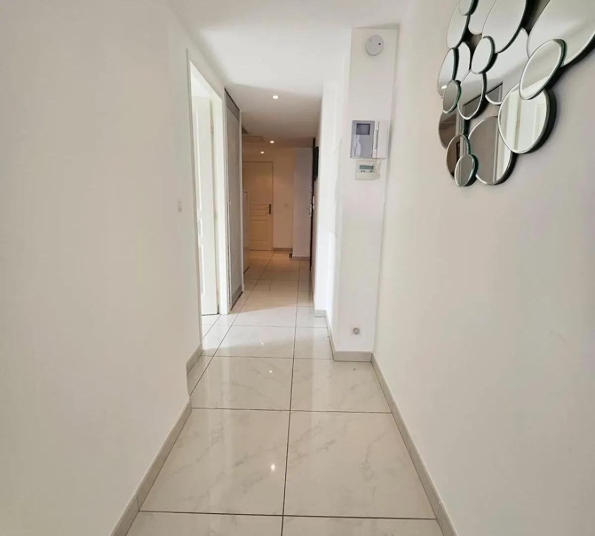 Agreable Appartement Vue Mer A Bandol Piscine